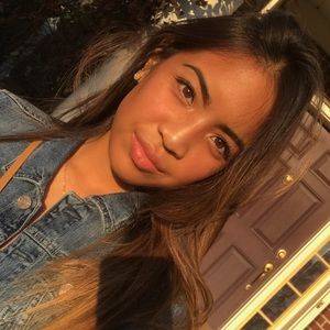 Meet your Posher, Jade